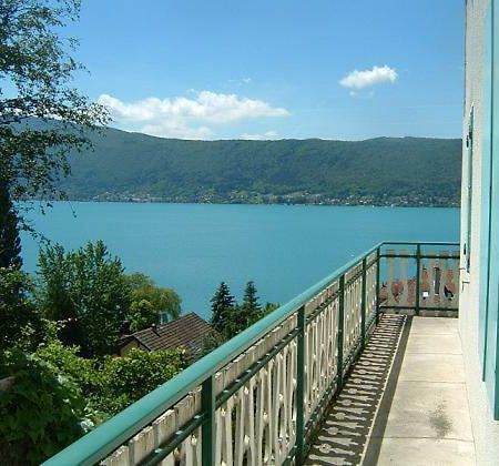 Villa Le Lac Cottage Au Bord Du Lac D'Annecy - Chambre Chez L'Habitant - Les Terrasses Du Lac ヴェリエ・デュ・ラック エクステリア 写真