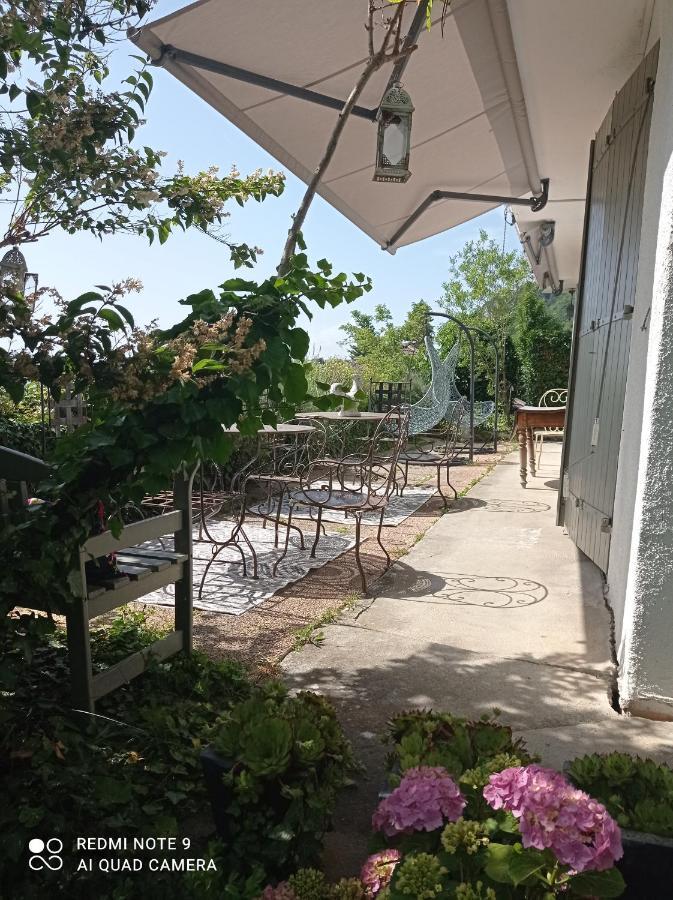 Villa Le Lac Cottage Au Bord Du Lac D'Annecy - Chambre Chez L'Habitant - Les Terrasses Du Lac ヴェリエ・デュ・ラック エクステリア 写真