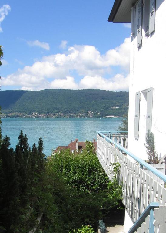Villa Le Lac Cottage Au Bord Du Lac D'Annecy - Chambre Chez L'Habitant - Les Terrasses Du Lac ヴェリエ・デュ・ラック エクステリア 写真