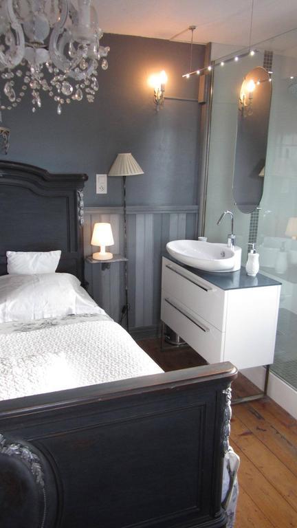 Villa Le Lac Cottage Au Bord Du Lac D'Annecy - Chambre Chez L'Habitant - Les Terrasses Du Lac ヴェリエ・デュ・ラック 部屋 写真