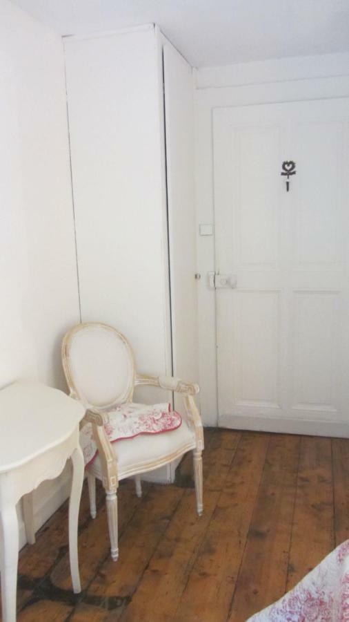 Villa Le Lac Cottage Au Bord Du Lac D'Annecy - Chambre Chez L'Habitant - Les Terrasses Du Lac ヴェリエ・デュ・ラック エクステリア 写真